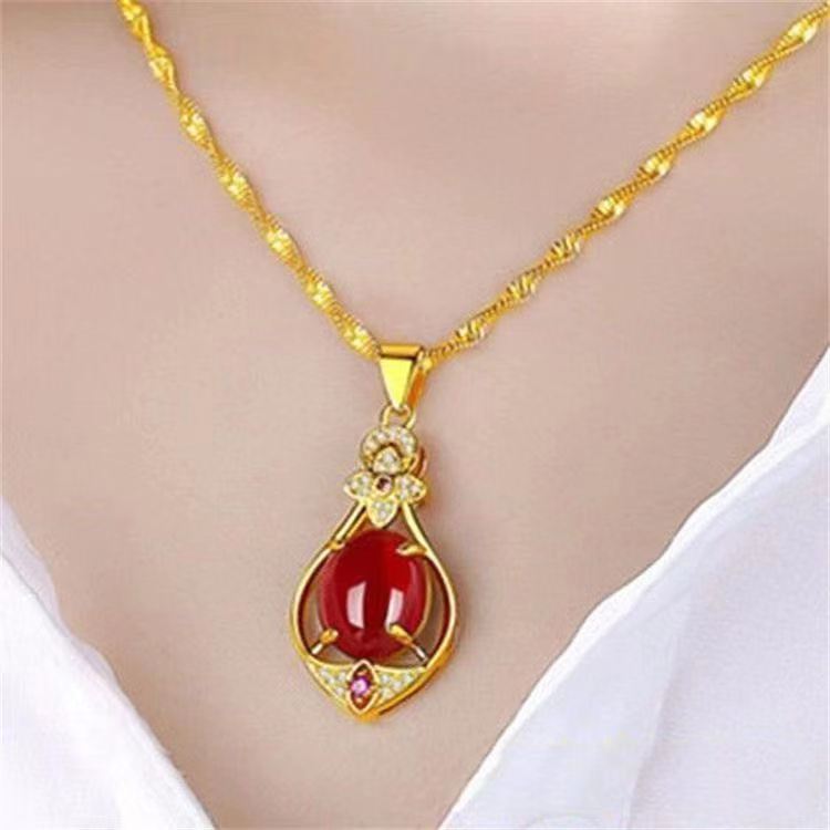 Douyin's Popular Sand Necklace, Accessible Luxury Niche Design, Textured Red Water Drop Pendant, Clavicle Fashion Necklace That Does Not Fade