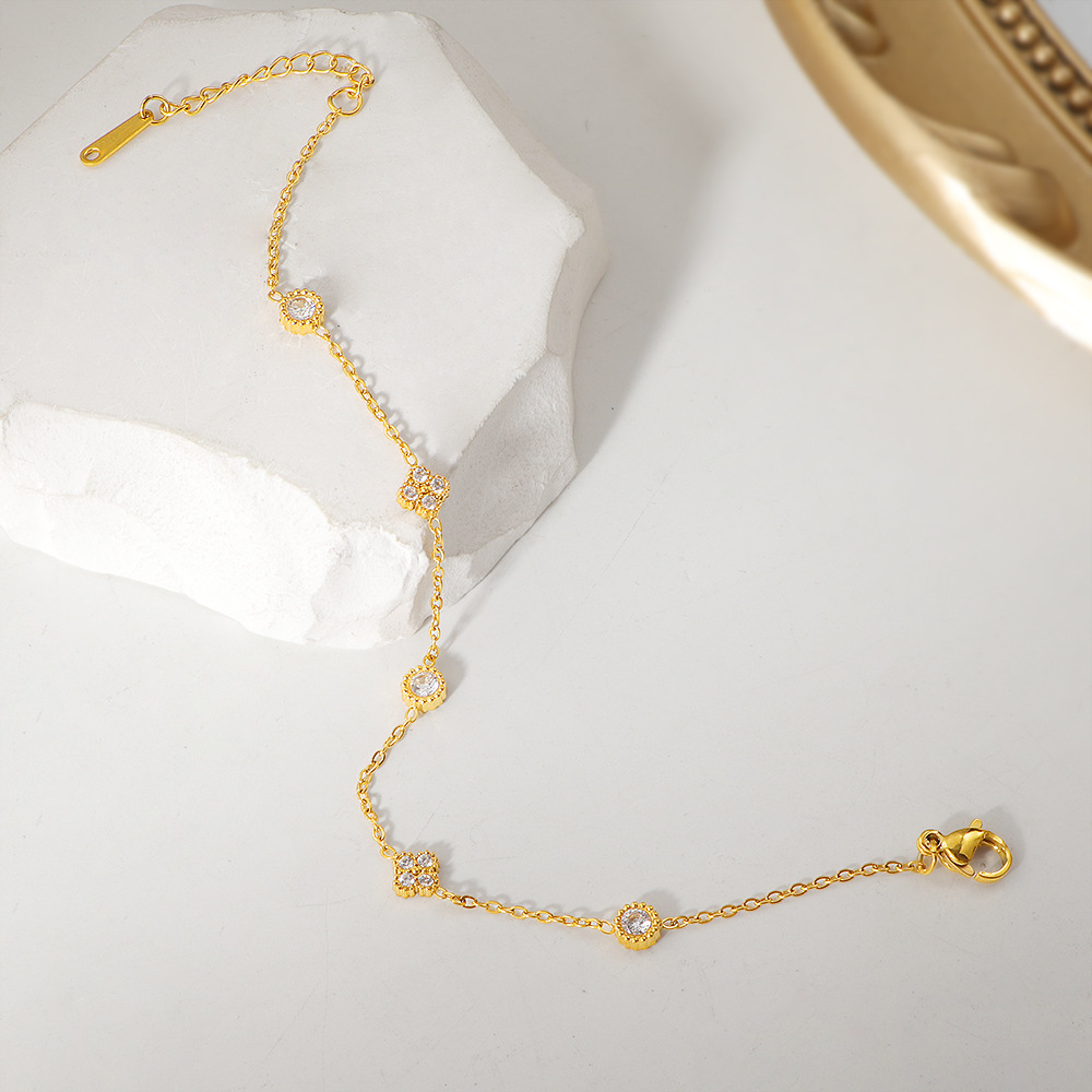 European And American Fashion Small Flower Zircon Bracelet For Women Stainless Steel Simple Versatile Design Plated Zircon Bracelet - Image 3