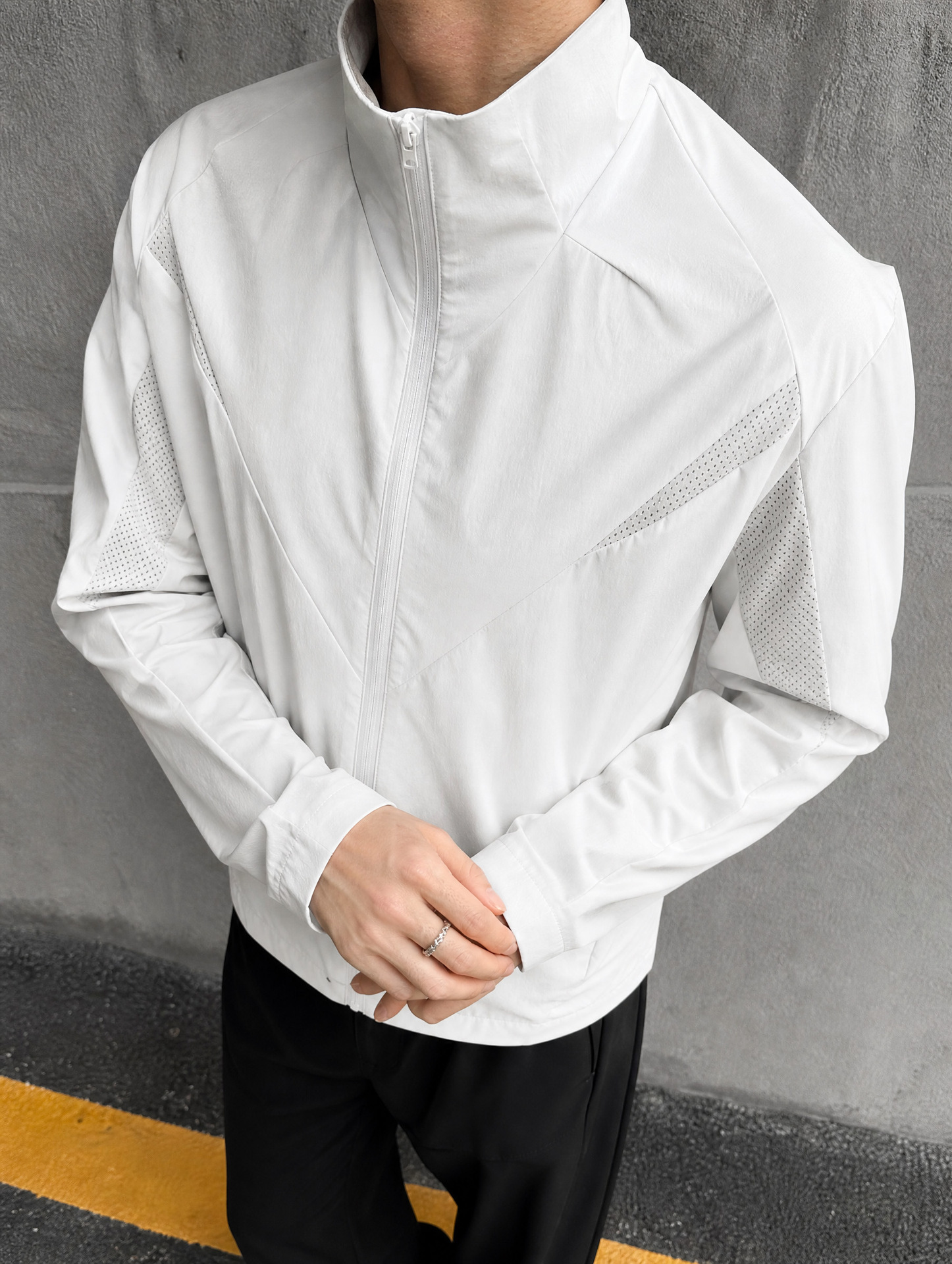 Men's Lightweight, Thin Stand-collar Sun-protection Jacket - Image 7